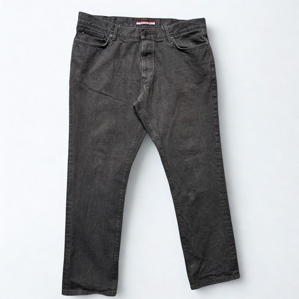 Tommy Hilfiger Mens Straight Leg Jeans Faded Black Denim 100% Cotton 5-Pocket - Picture 2 of 11